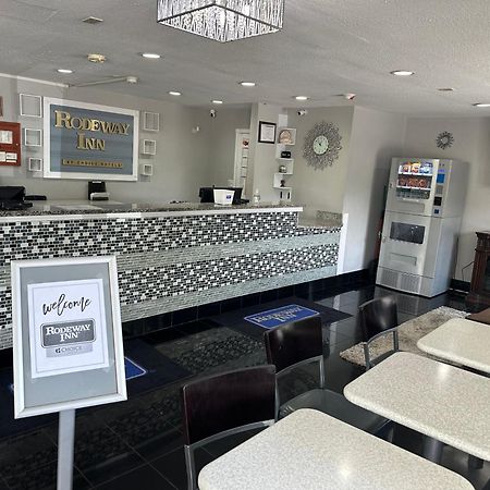 Rodeway Inn Florence - Cincinnati South Bagian luar foto