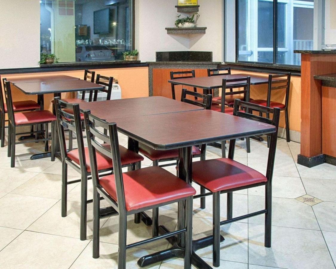 Rodeway Inn Florence - Cincinnati South Bagian luar foto