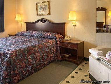 Rodeway Inn Florence - Cincinnati South Ruang foto