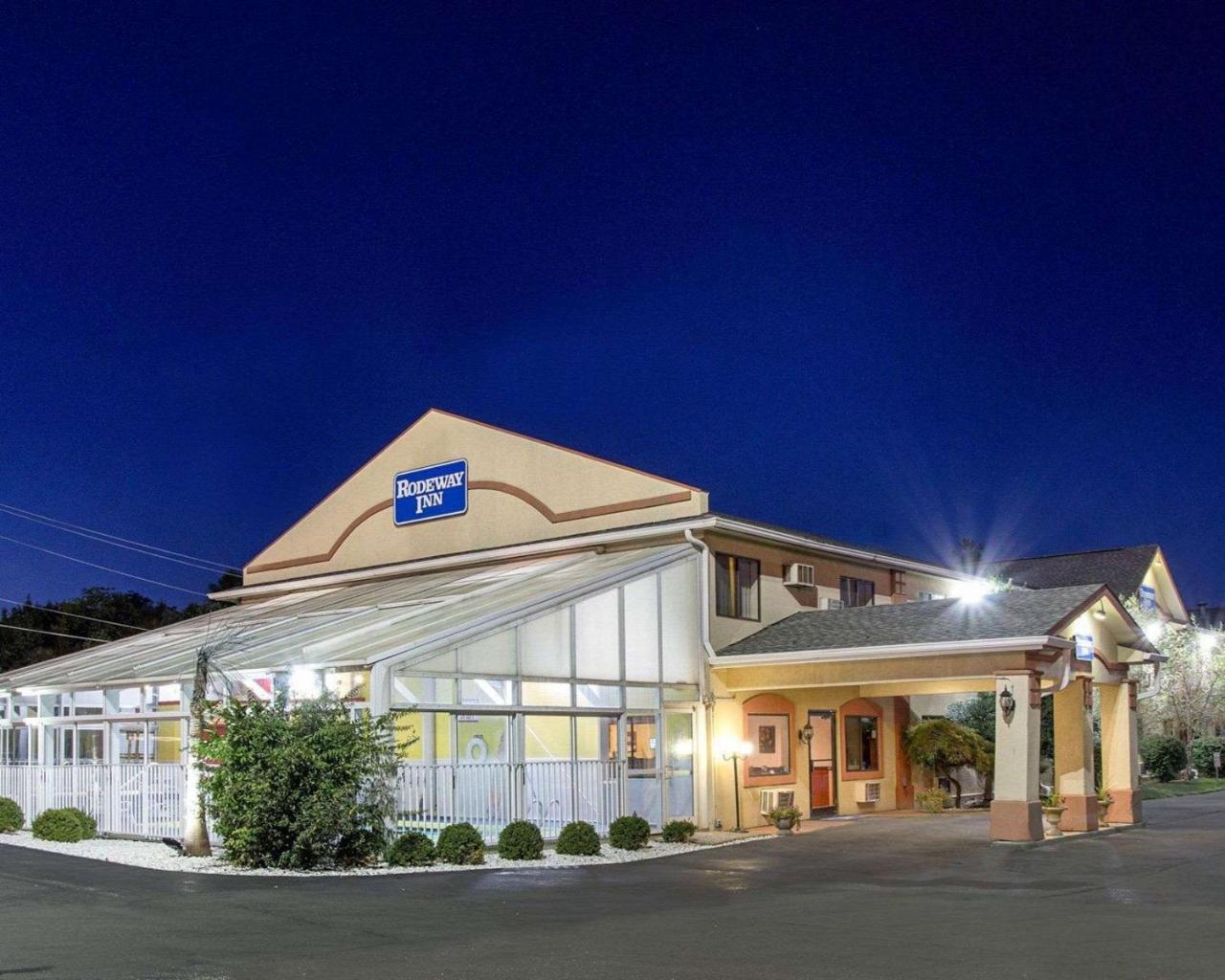 Rodeway Inn Florence - Cincinnati South Bagian luar foto